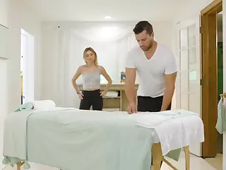 Full body massage leads to amazing fucking with sexy Chloe Temple